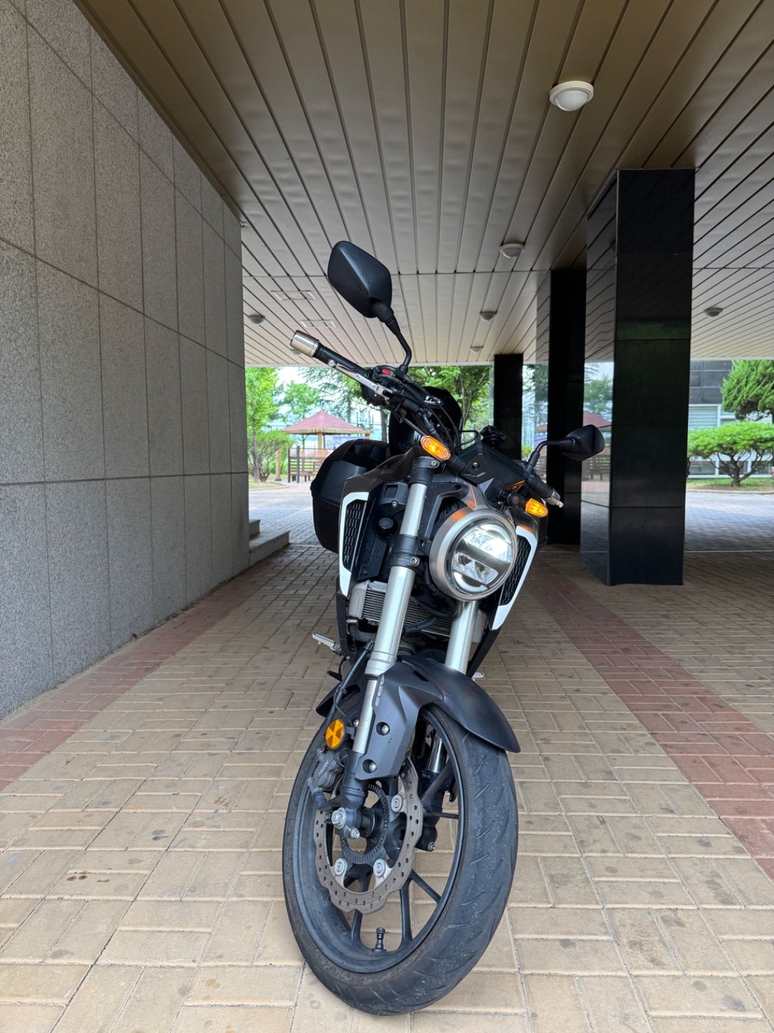 혼다 CB 125 R thumb 2