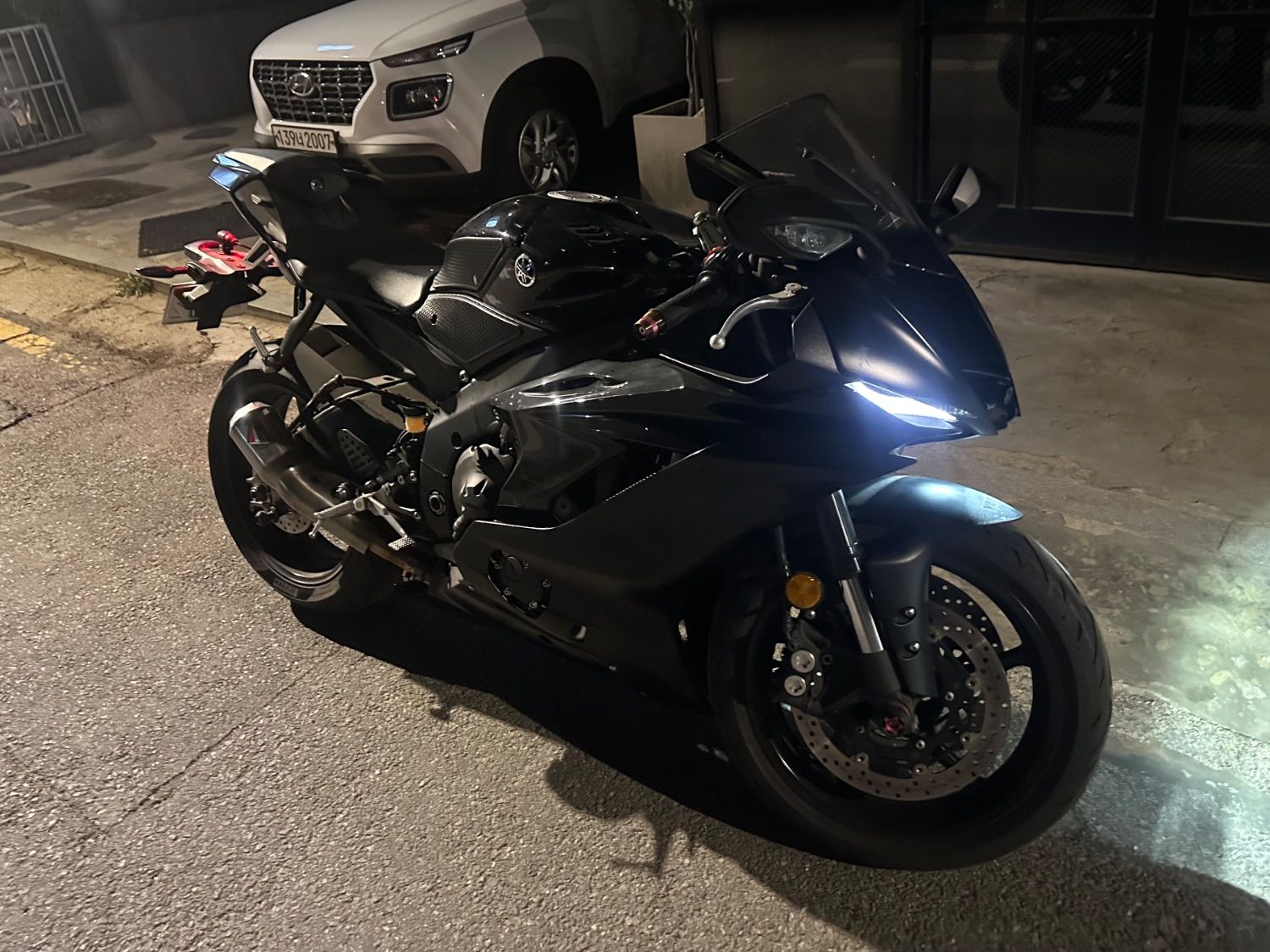 야마하 YZF R6 thumb 2