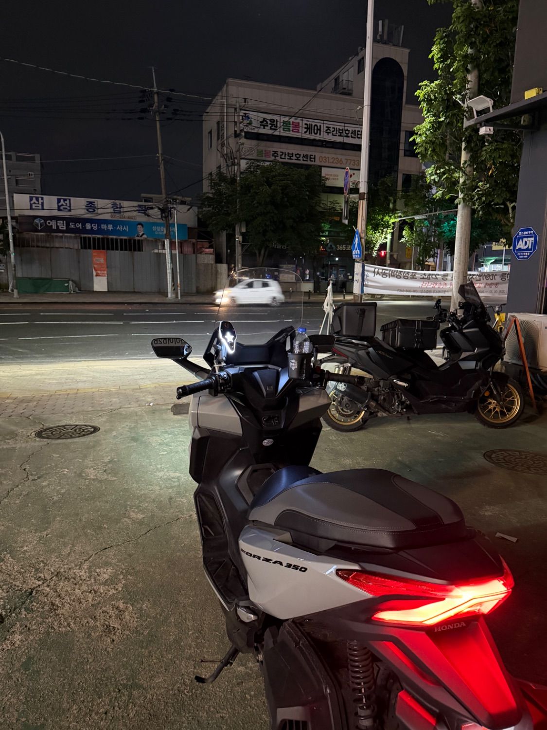 혼다 포르자 350 more