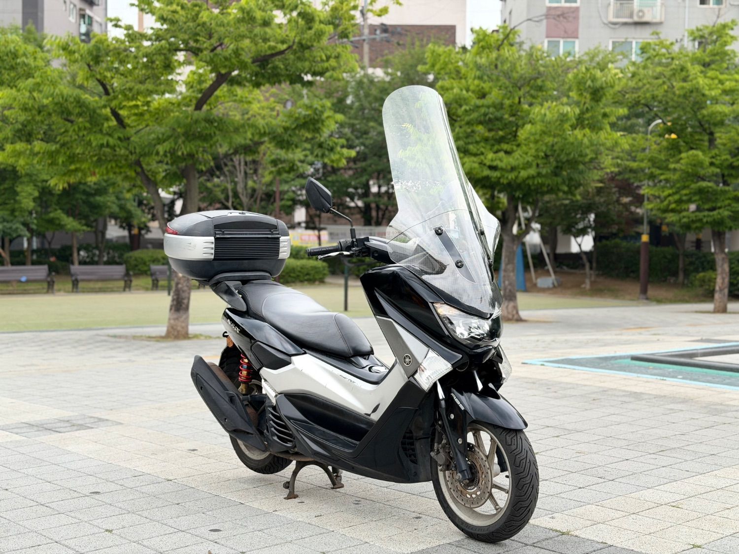 야마하 NMAX 125 more