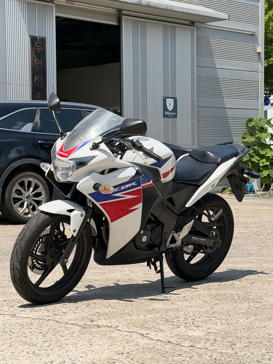 혼다 CBR 125 R thumb 2
