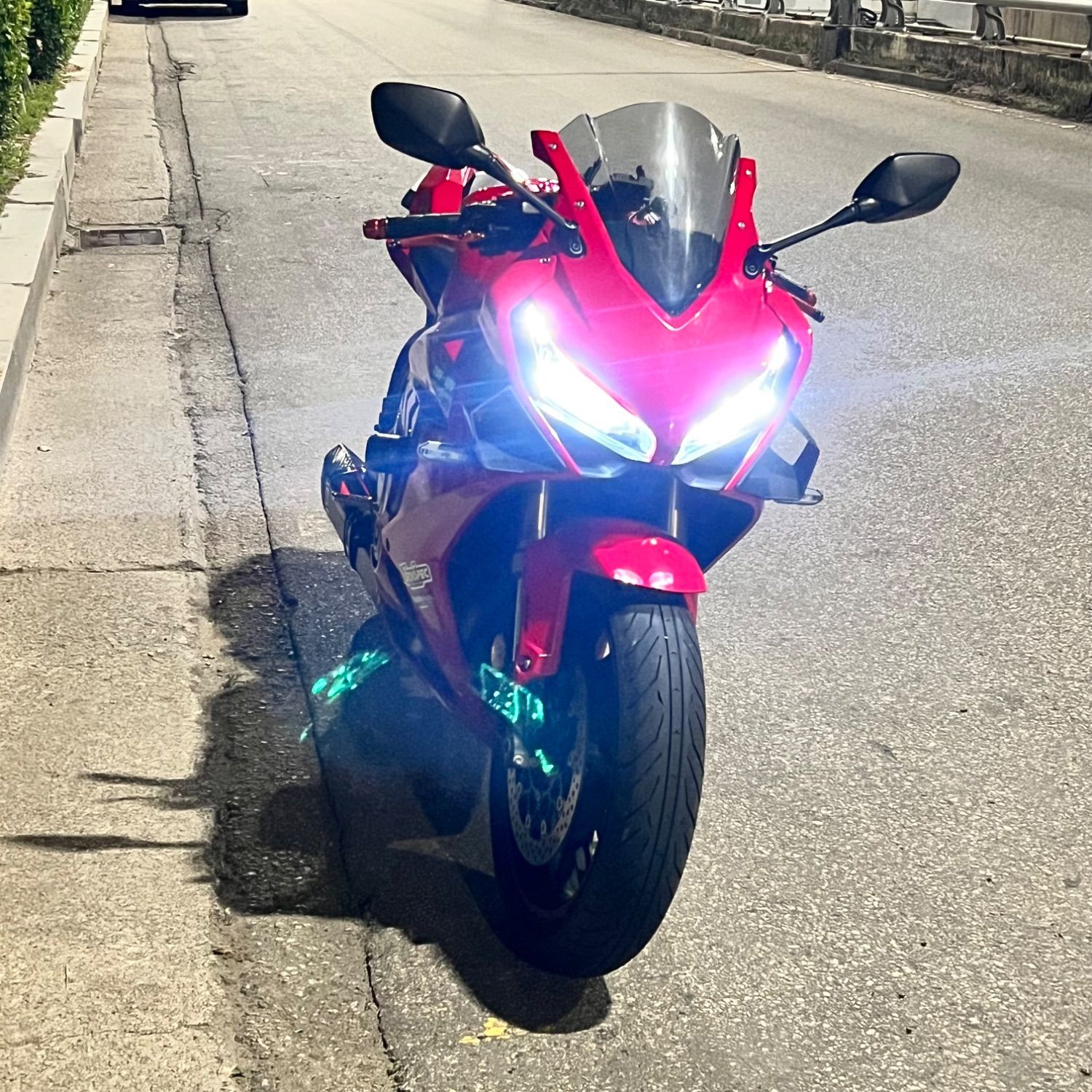 혼다 CBR 650 R MT thumb 2