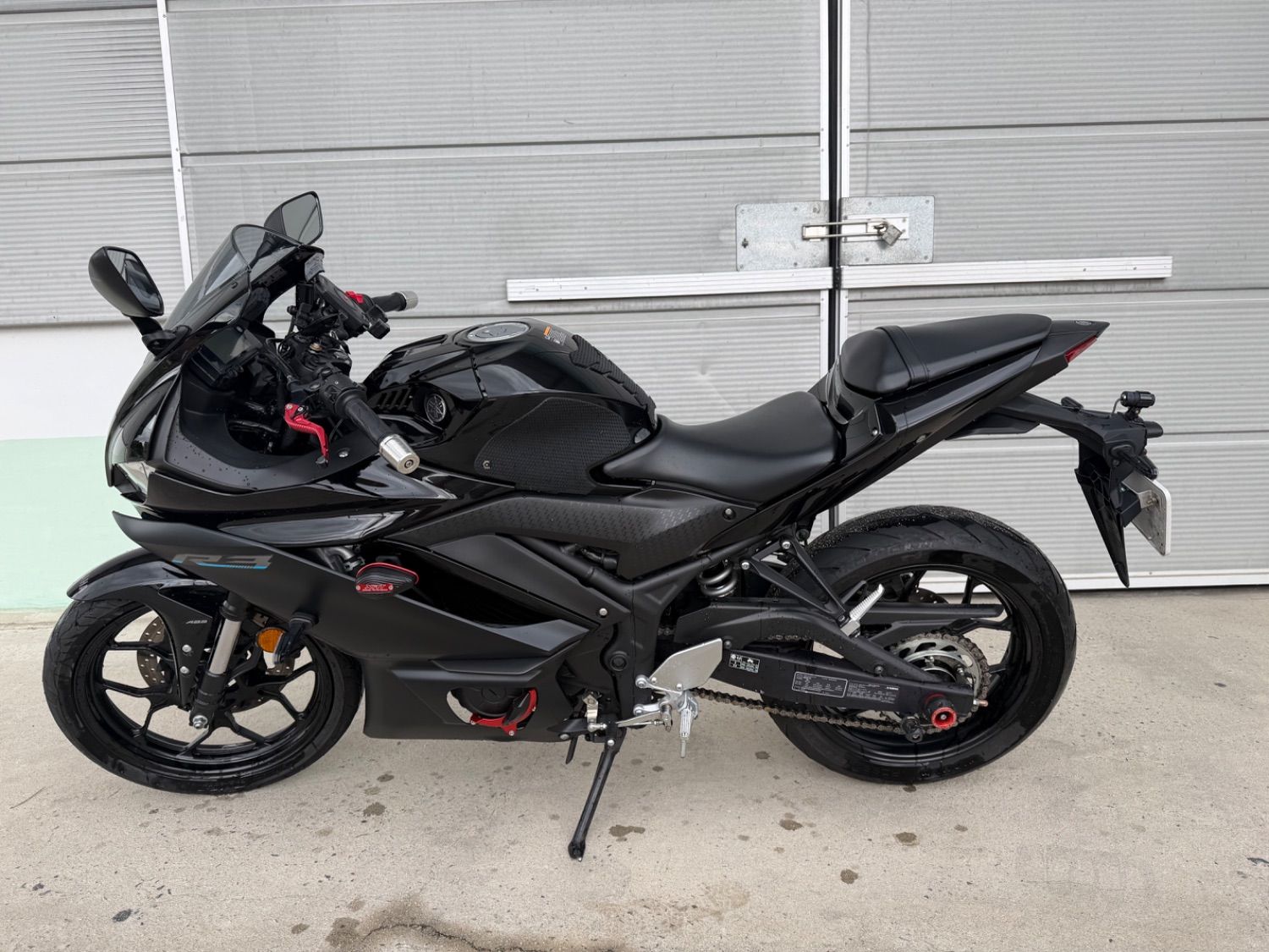 야마하 YZF R3 main