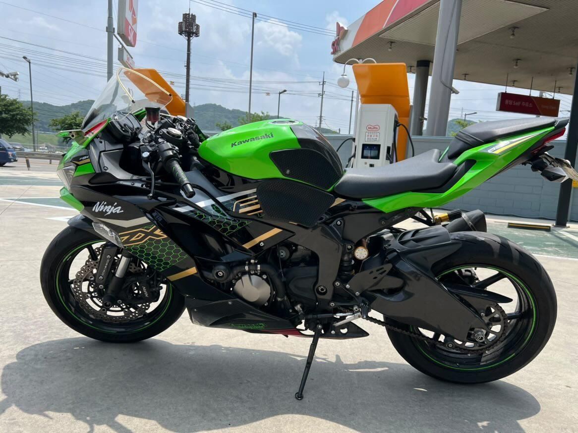 가와사키 닌자 ZX-6R thumb 2