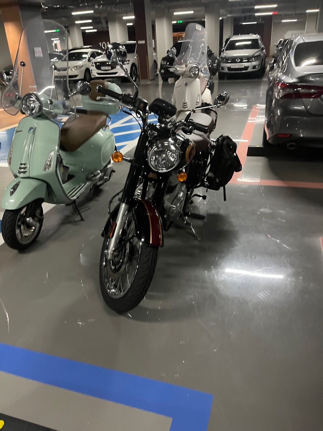 로얄엔필드 클래식 350 main
