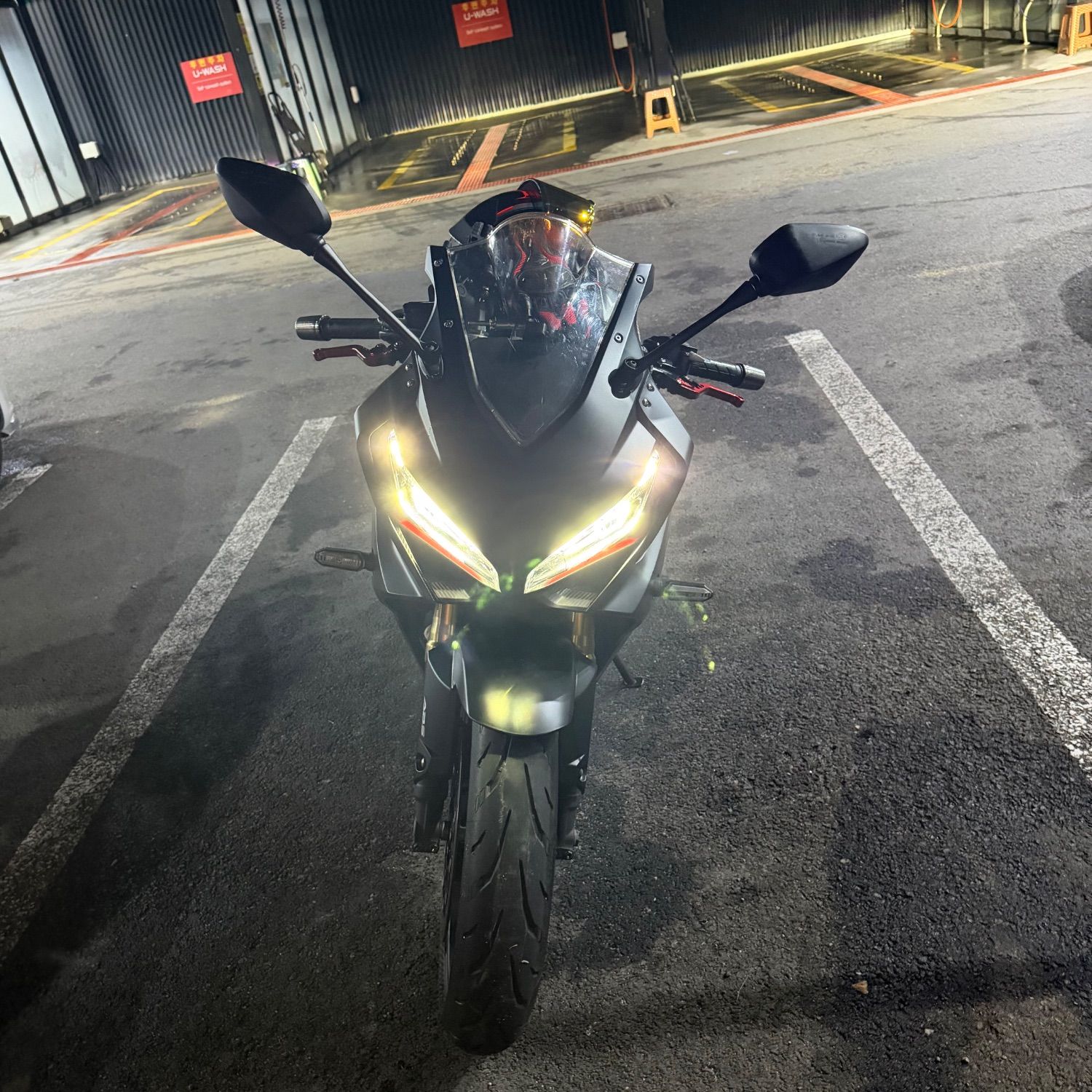 혼다 CBR 650 R MT thumb 2