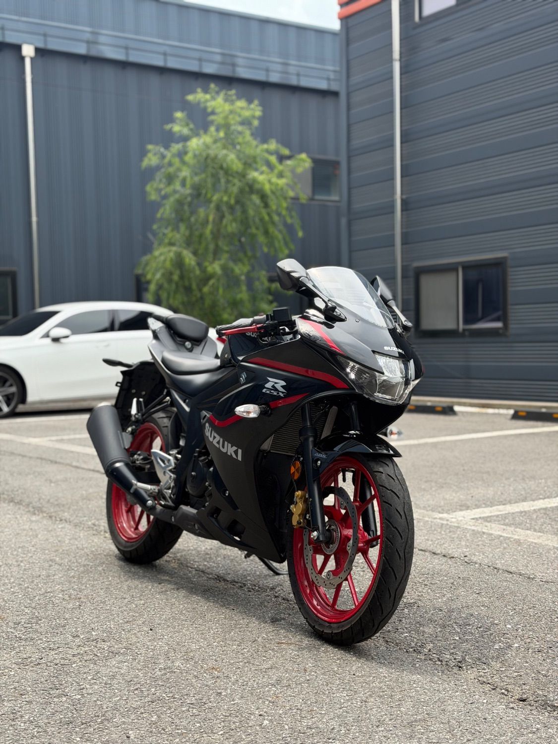 스즈키 GSX R 125 ABS more
