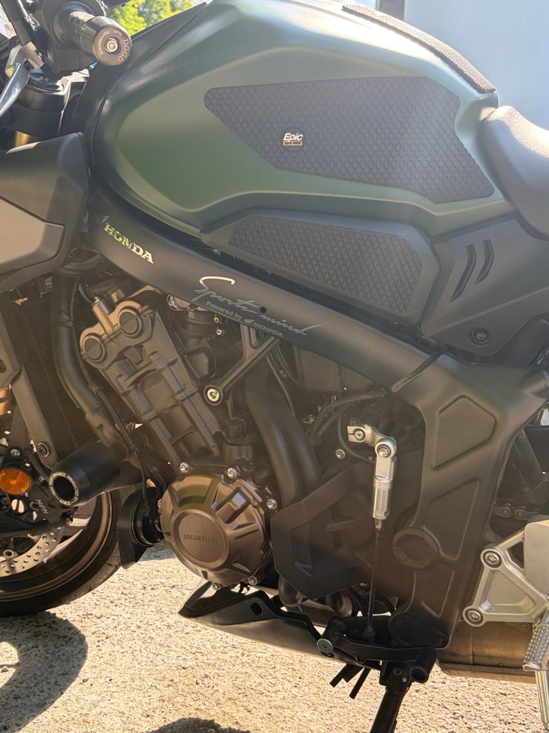 혼다 CB 650 R E-CLUTCH more