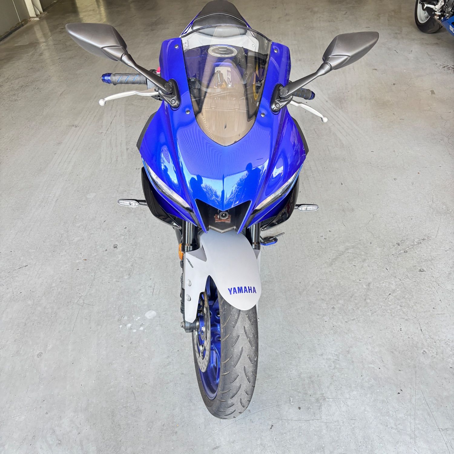 야마하 YZF R3 main