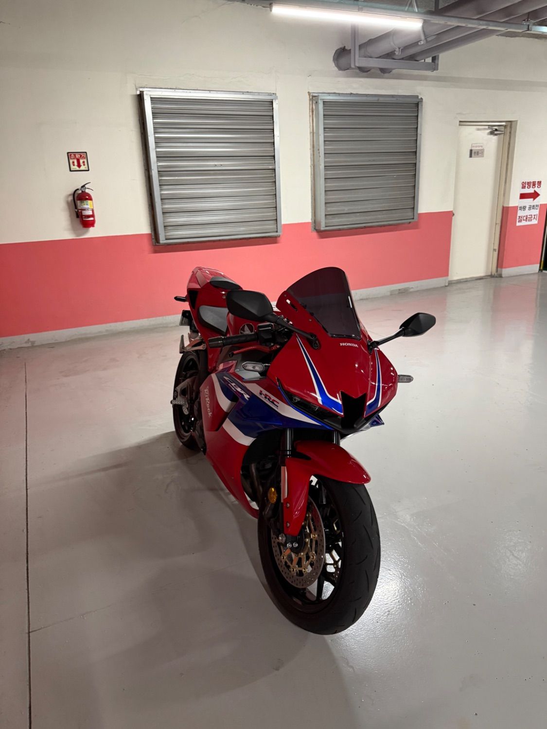혼다 CBR 600 RR more