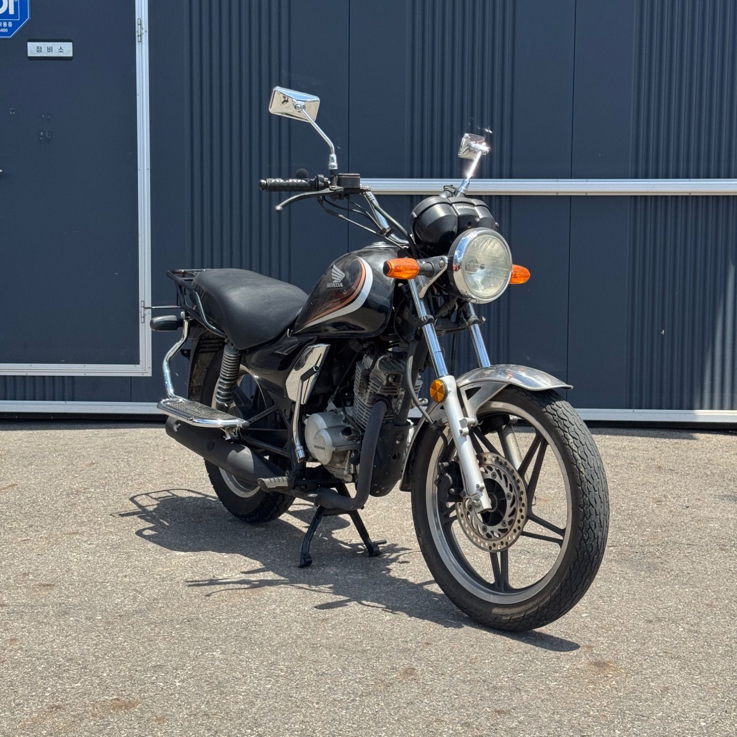 혼다 CB 125 T main