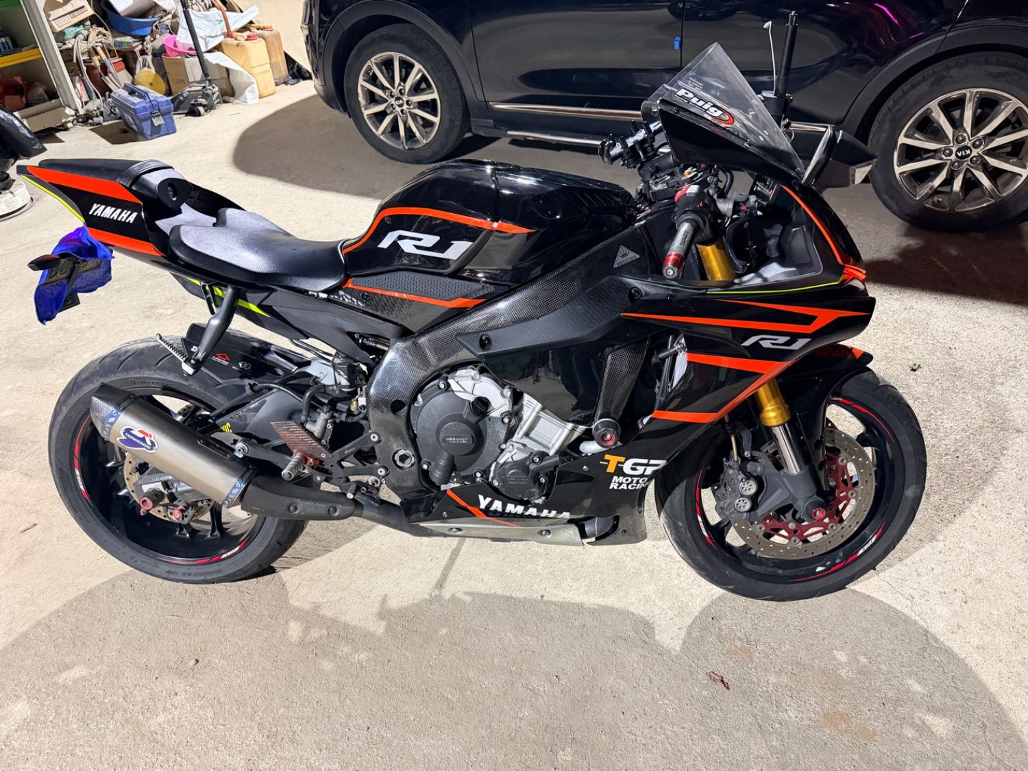 야마하 YZF R1 more
