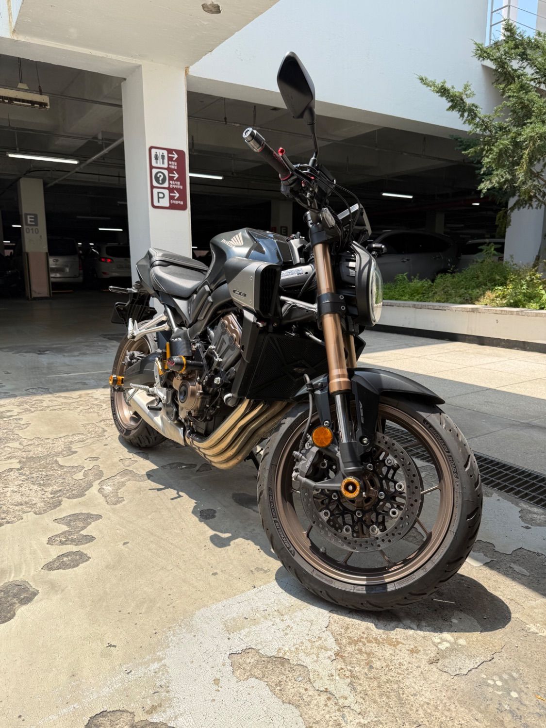 혼다 CB 650 R E-CLUTCH thumb 2