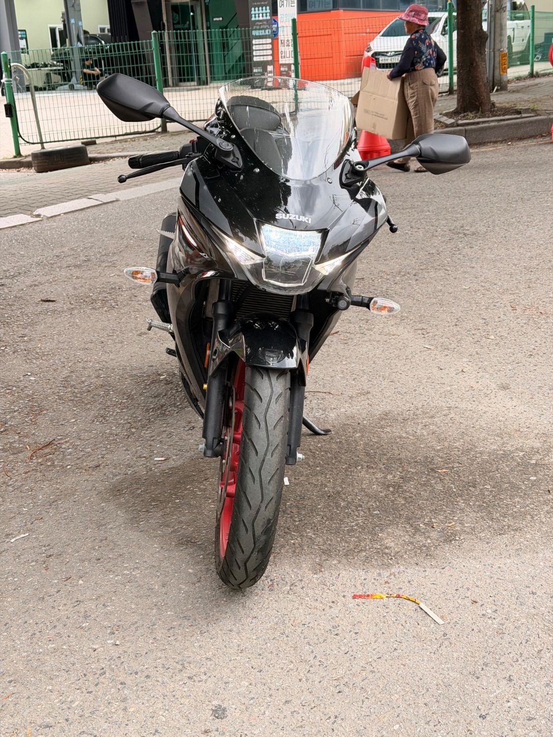스즈키 GSX R 125 ABS thumb 2