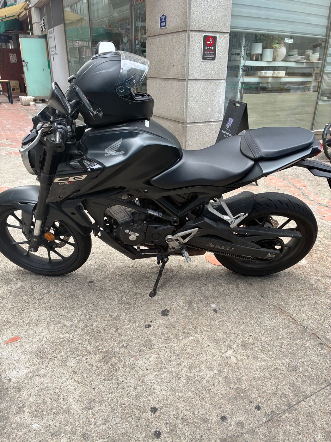 혼다 CB 125 R more