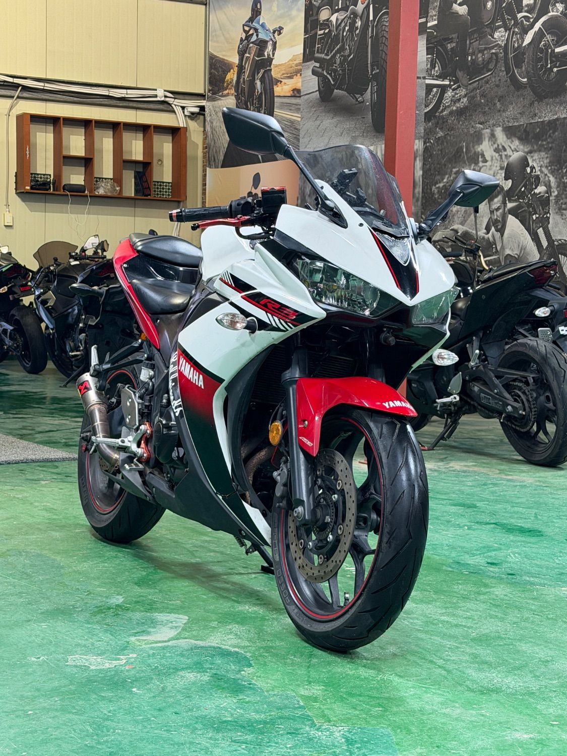 야마하 YZF R3 main