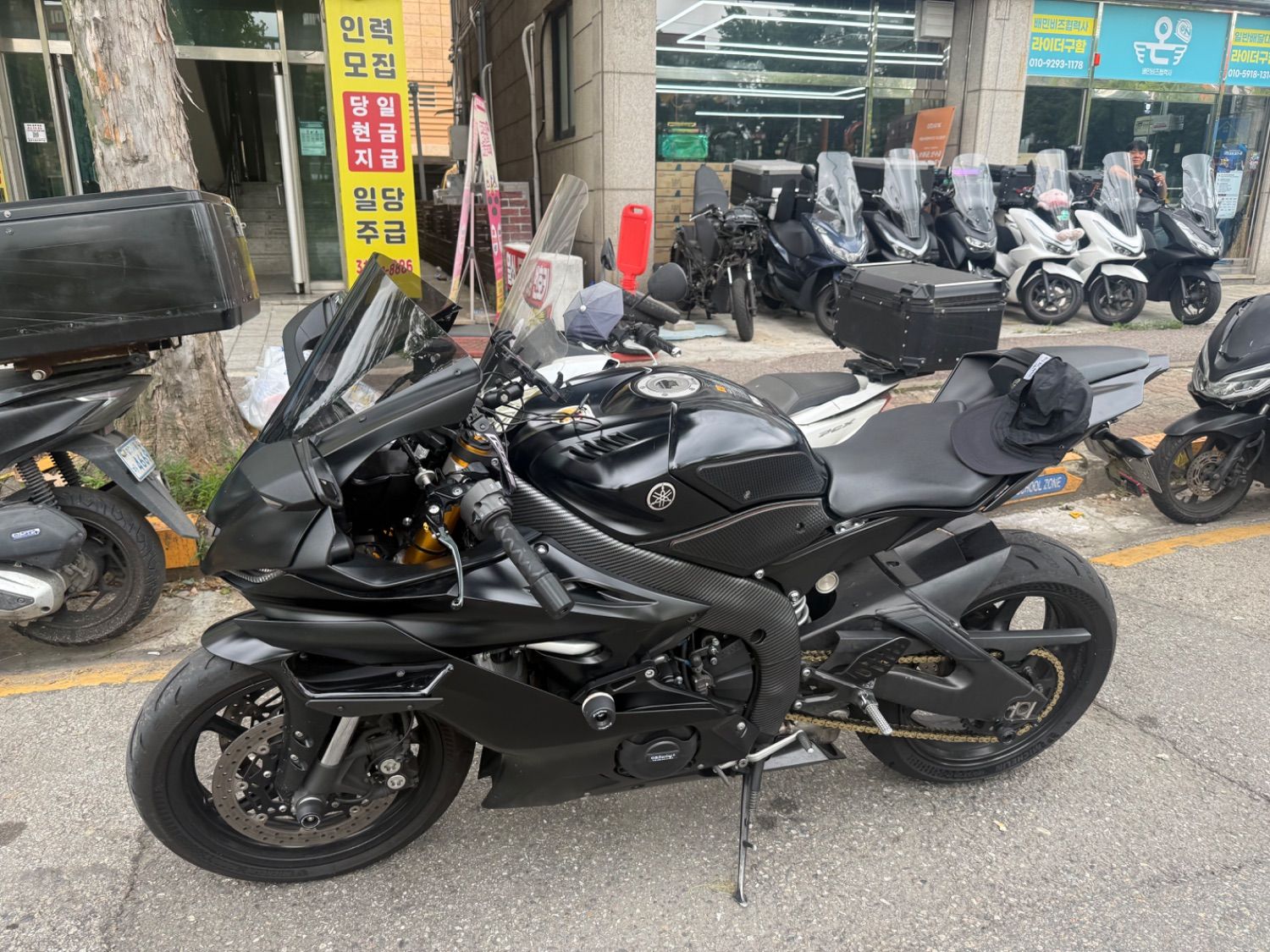 야마하 YZF R6 thumb 2
