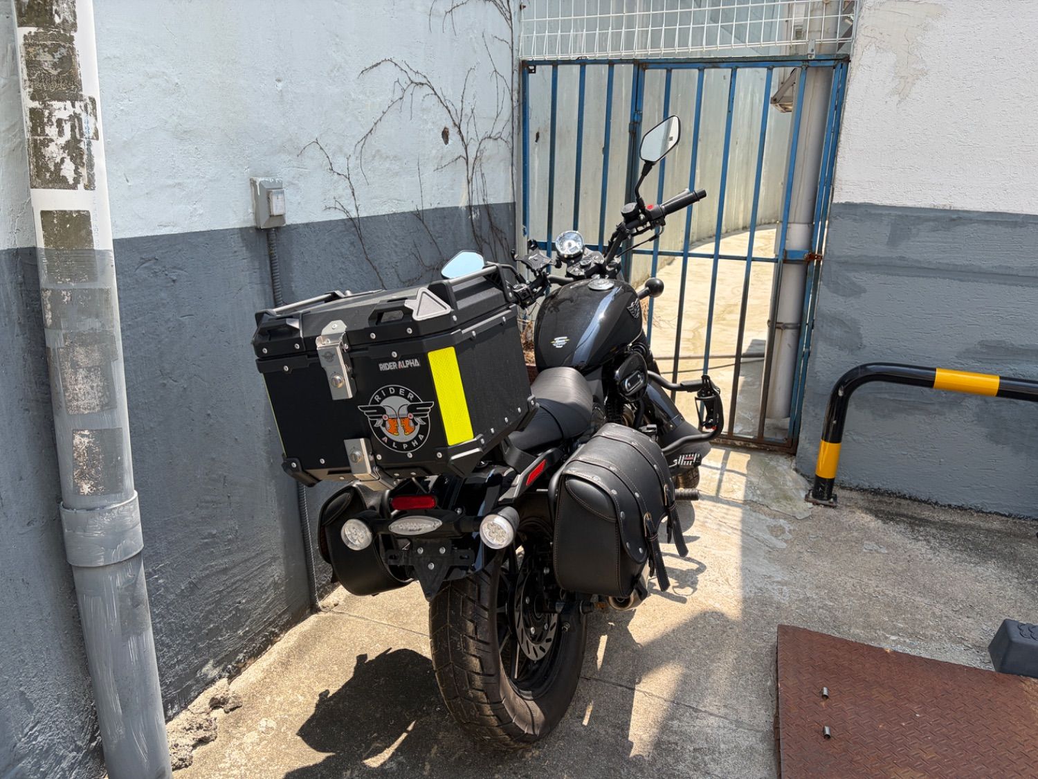 한솜모터스 베네트 125 R more