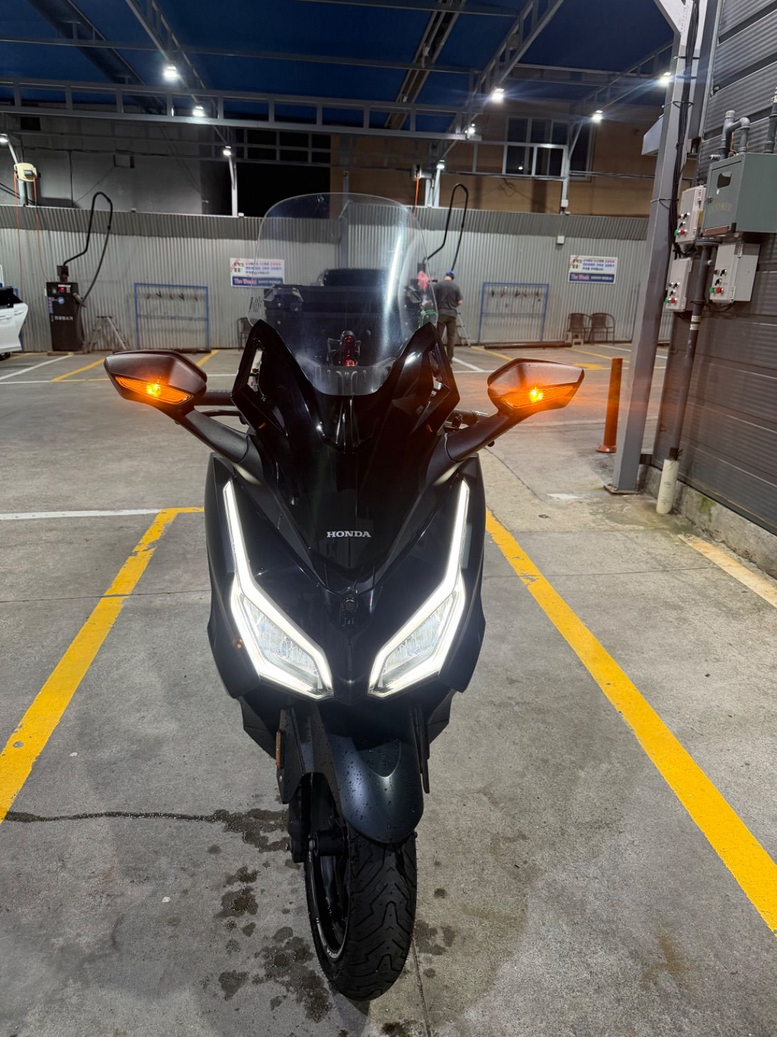 혼다 포르자 350 main