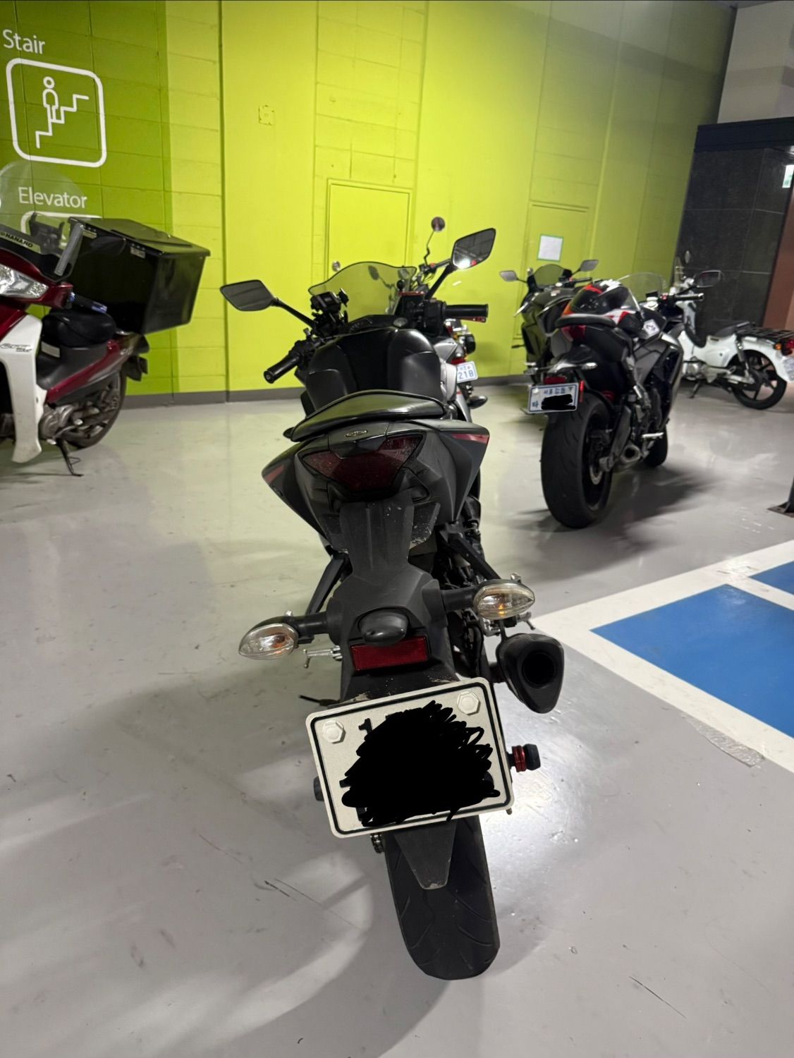 야마하 YZF R3 thumb 2