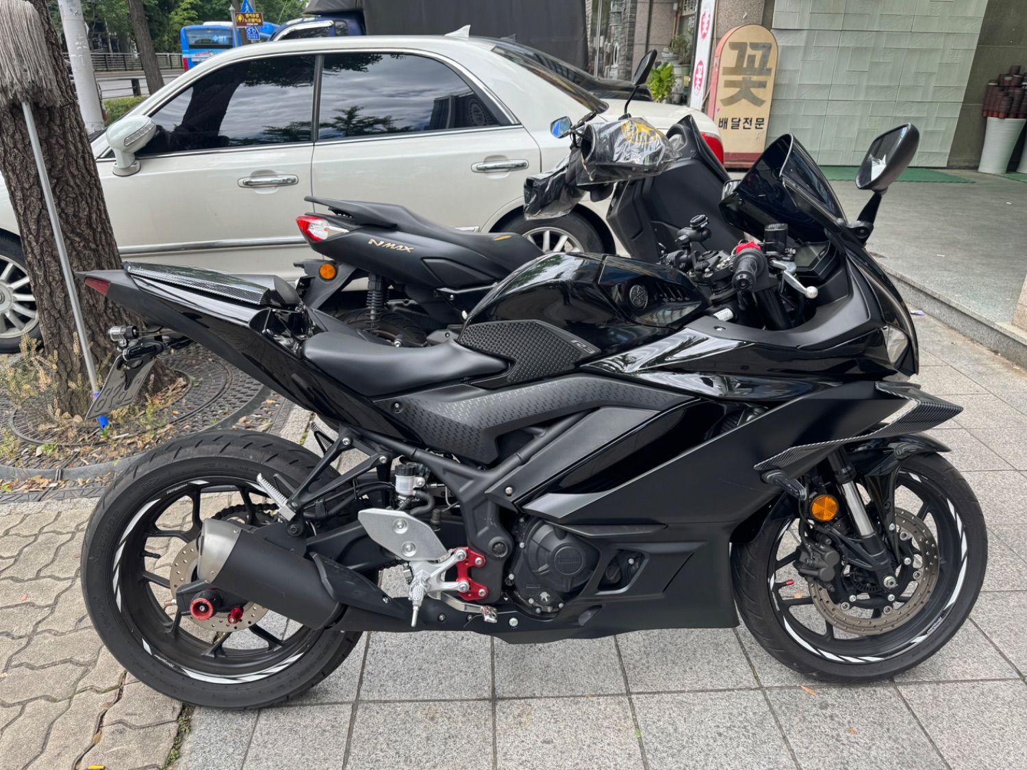 야마하 YZF R3 more