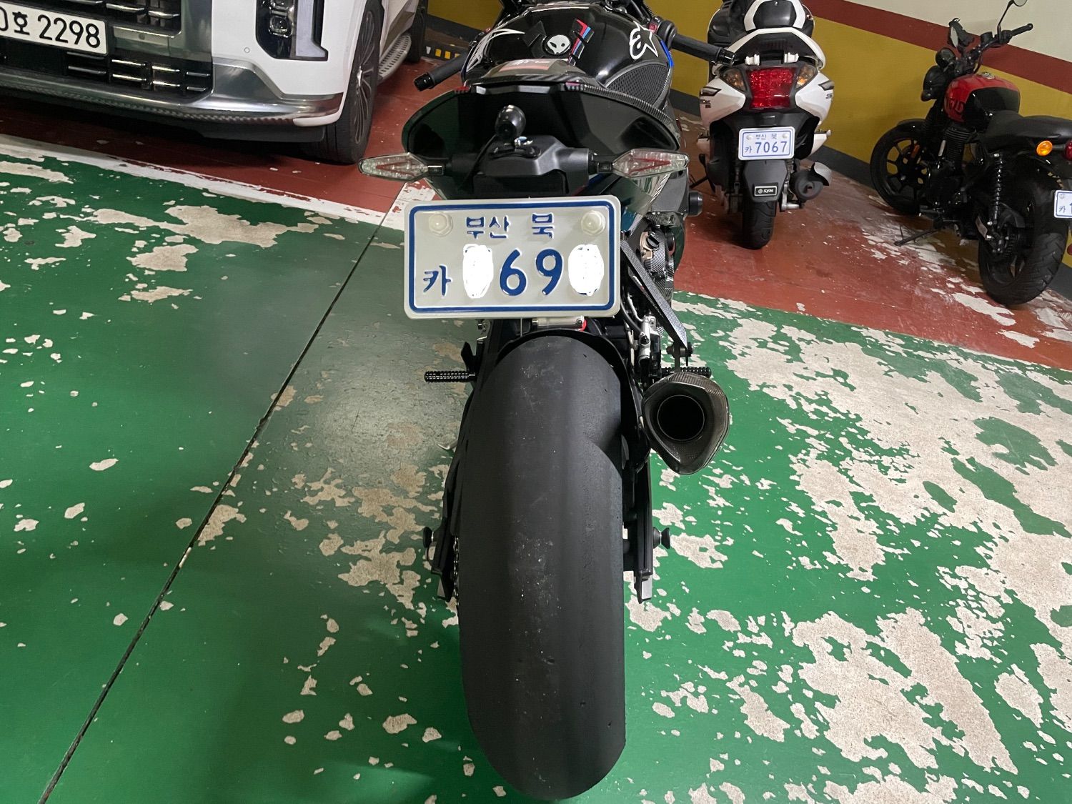 BMW S 1000 RR more