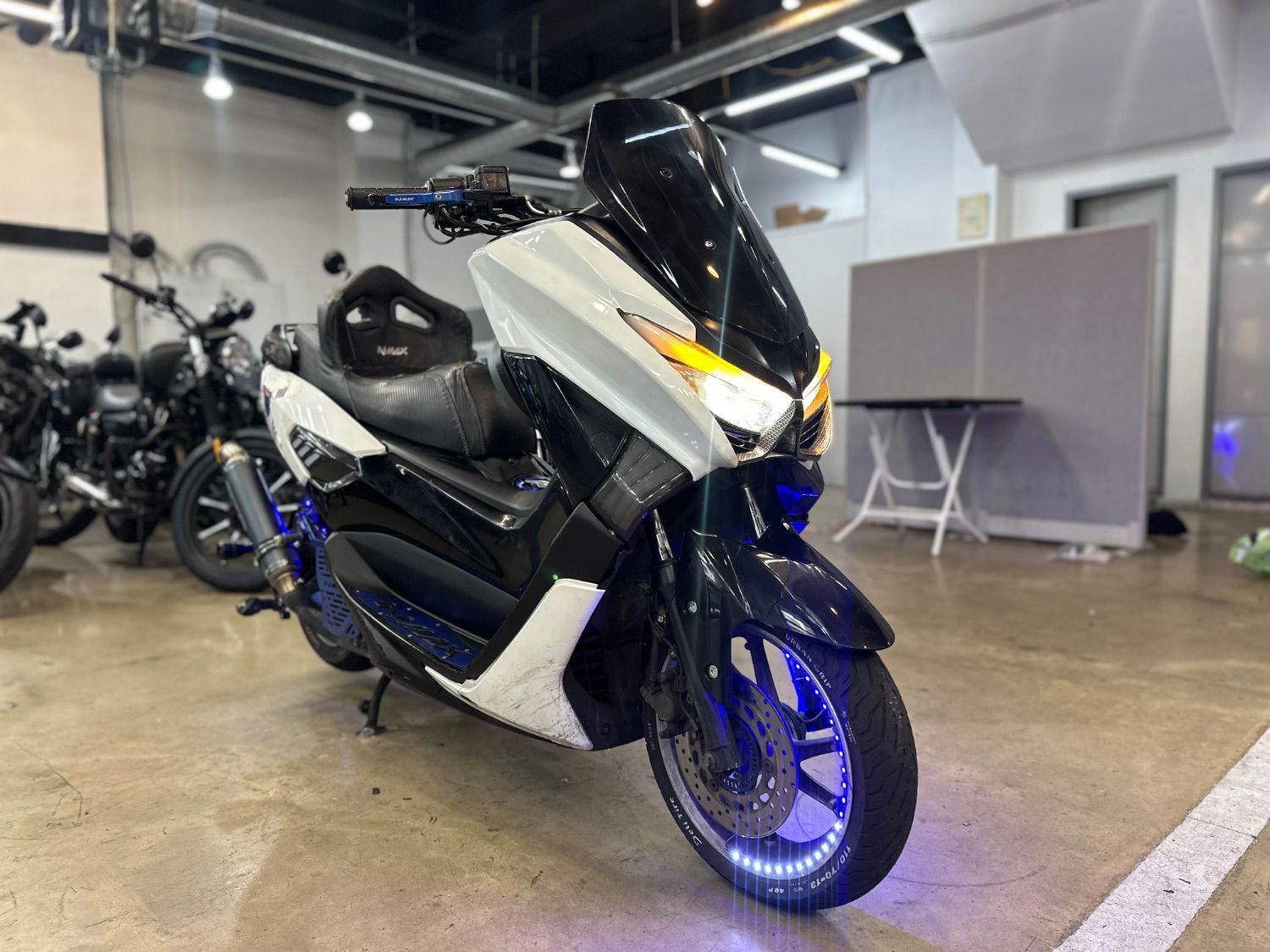 야마하 NMAX 125 thumb 2