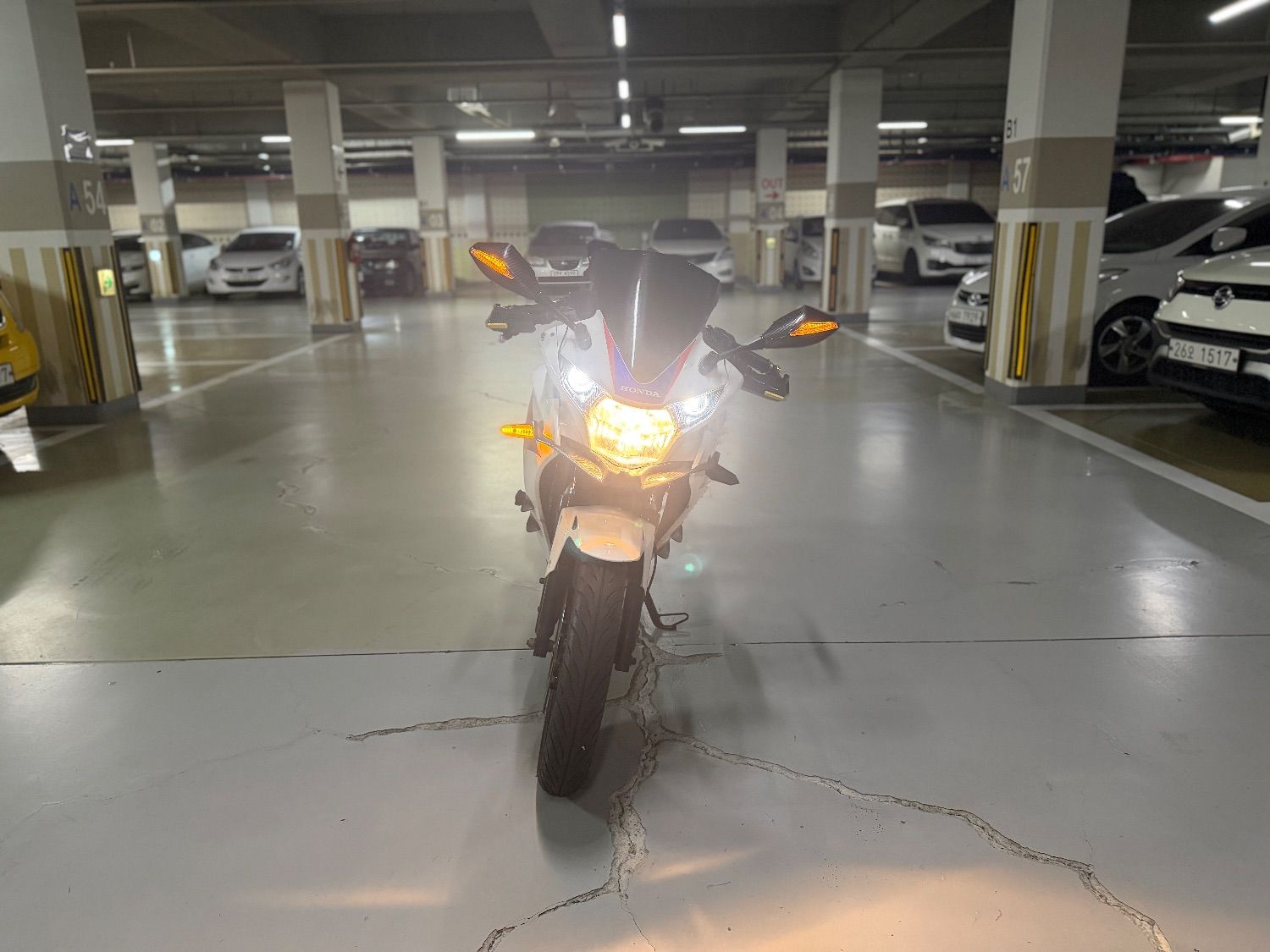 혼다 CBR 125 R thumb 2