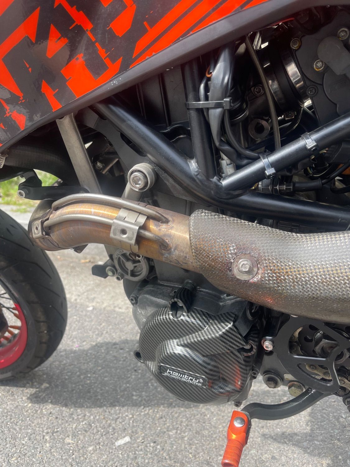 KTM 690 SMC thumb 2