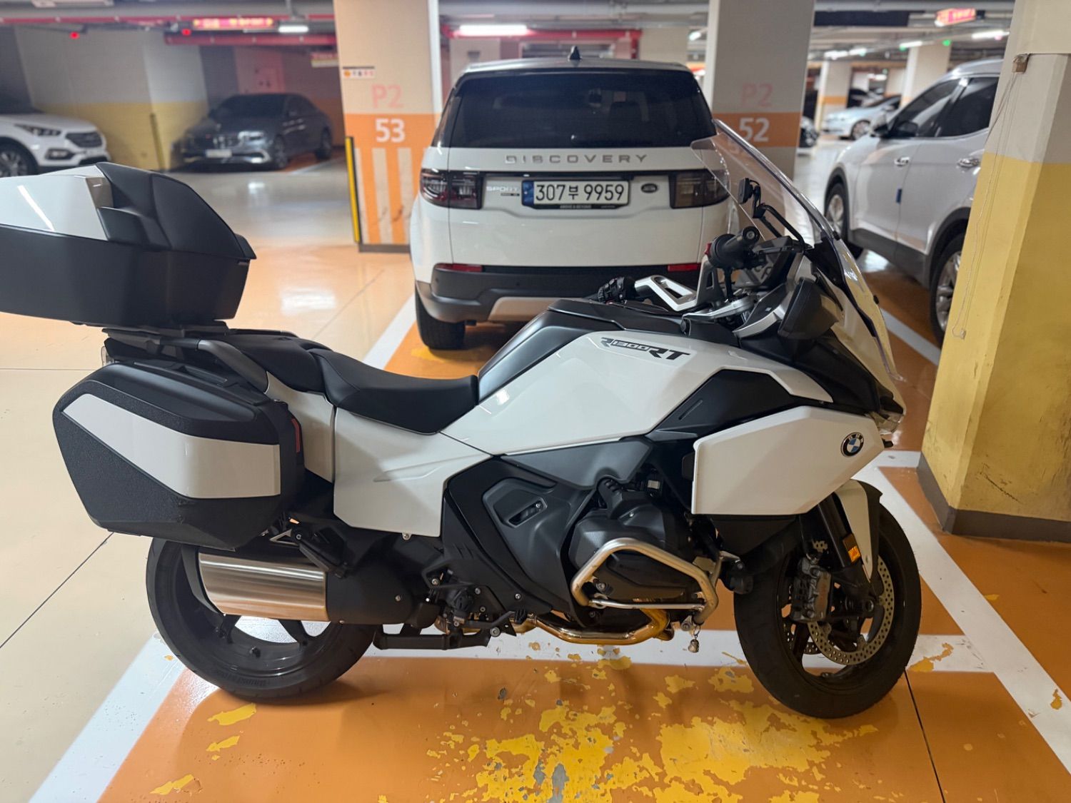 BMW R 1300 RT more