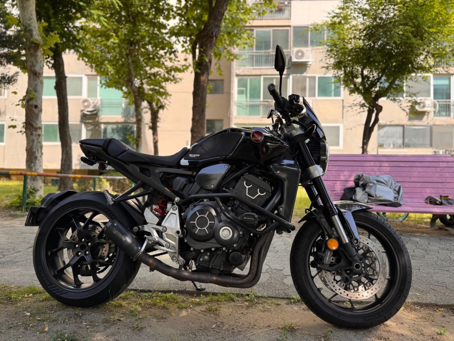 혼다 CB 1000 R main