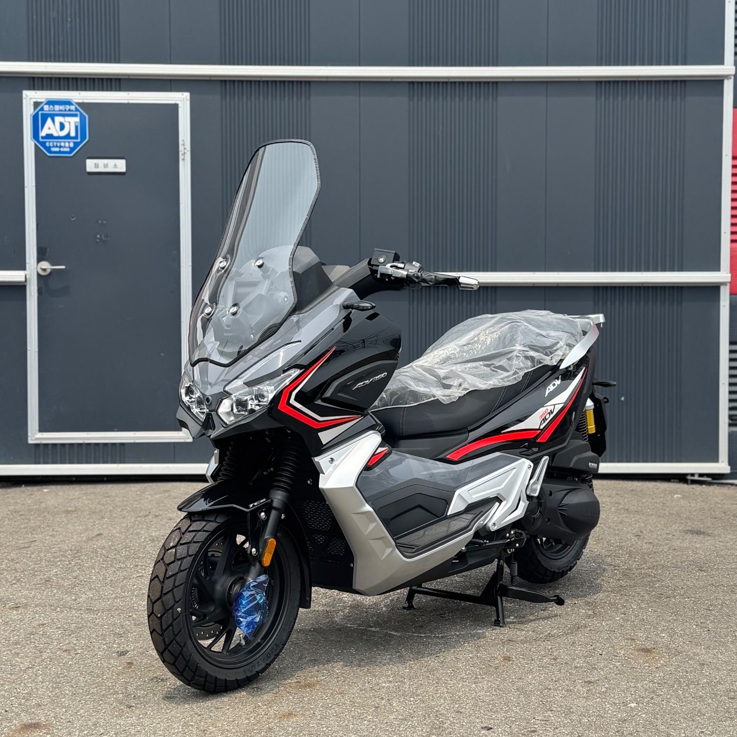 한솜모터스 ADV 350 main