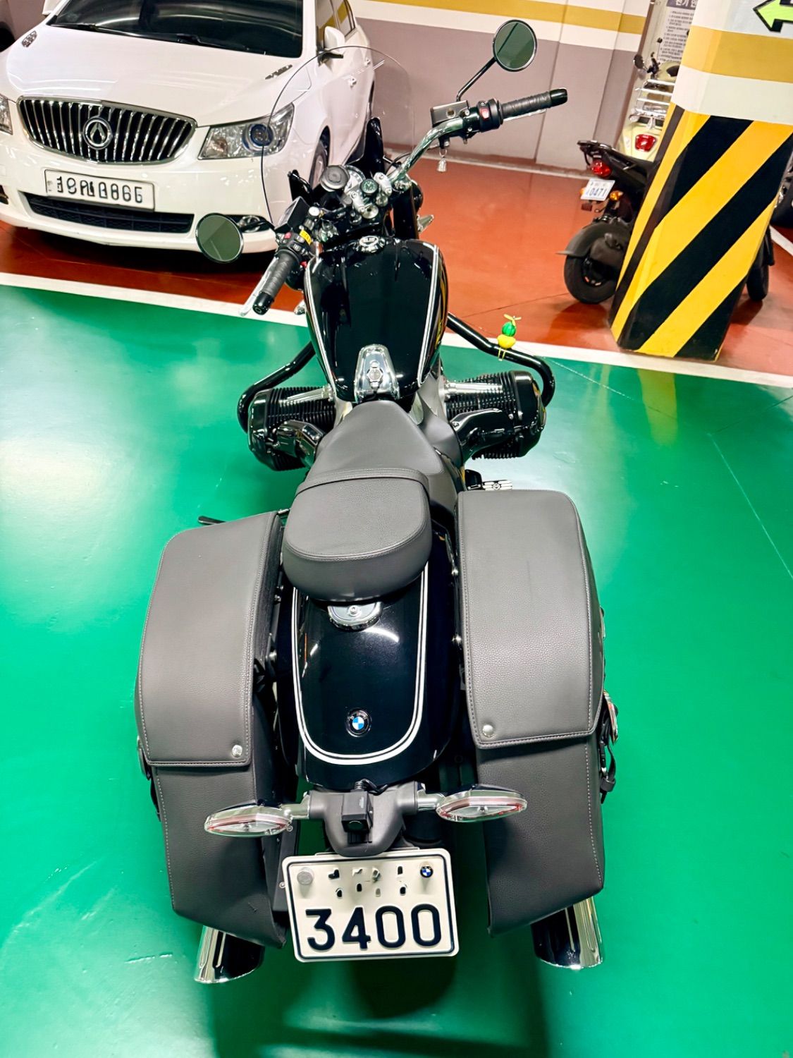BMW R 18 클래식 more