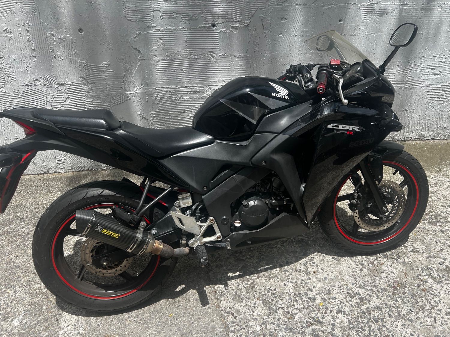 혼다 CBR 125 R more