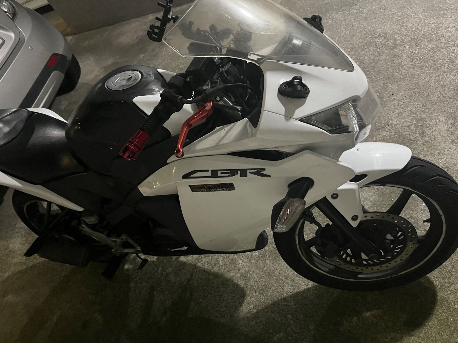 혼다 CBR 125 R thumb 2