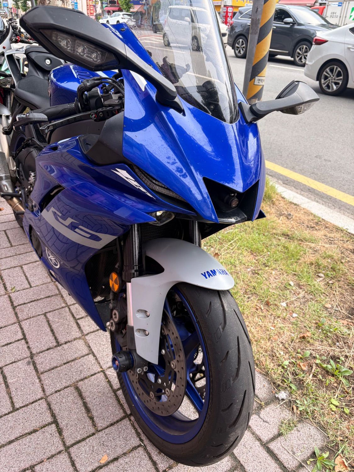 야마하 YZF R6 thumb 2
