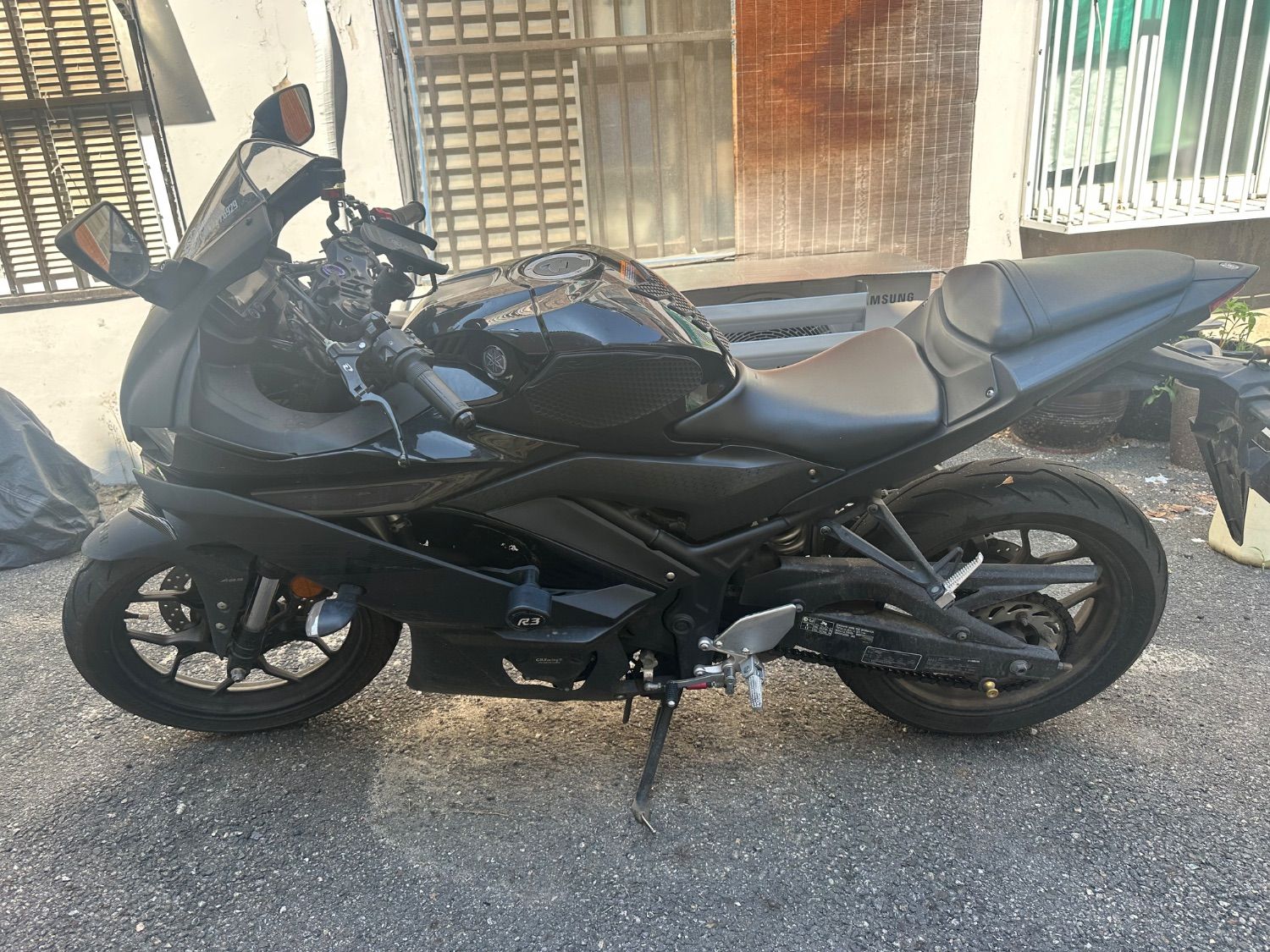 야마하 YZF R3 main