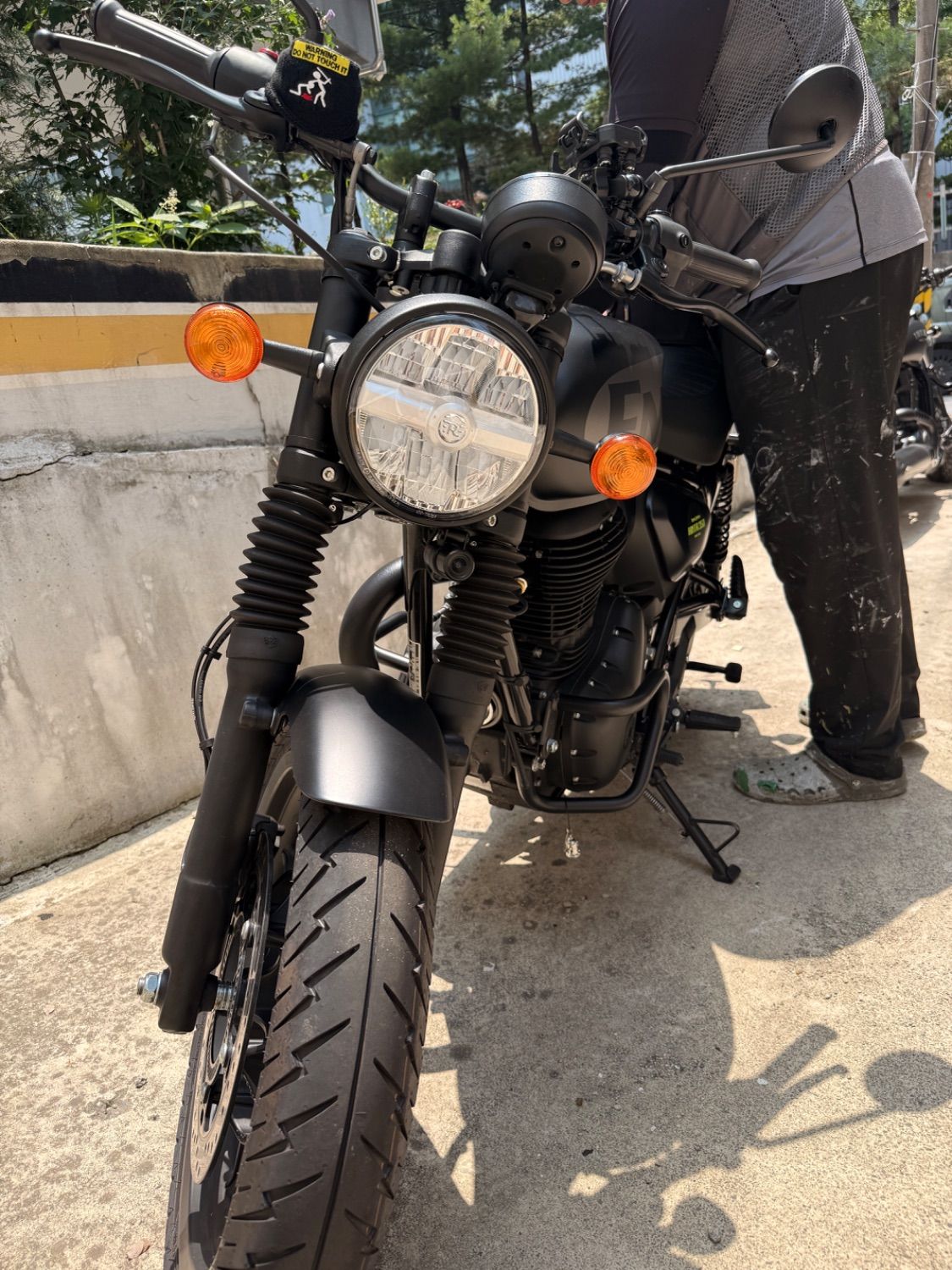 로얄엔필드 헌터 350 more