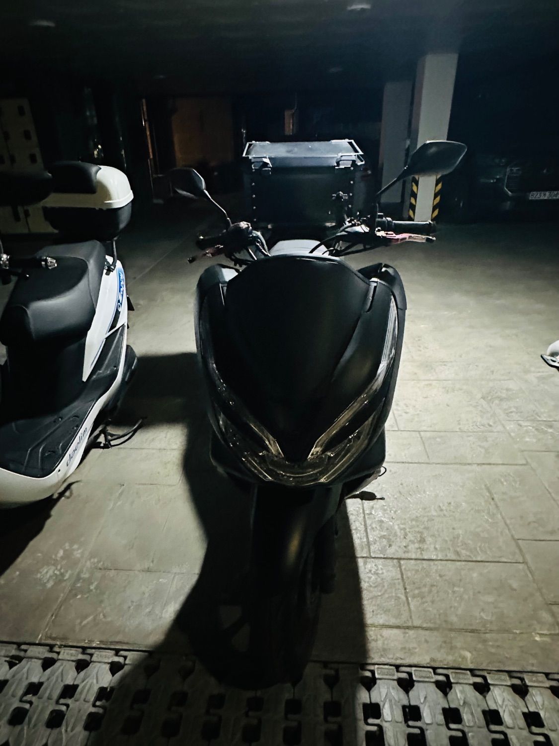 혼다 PCX 125 thumb 2