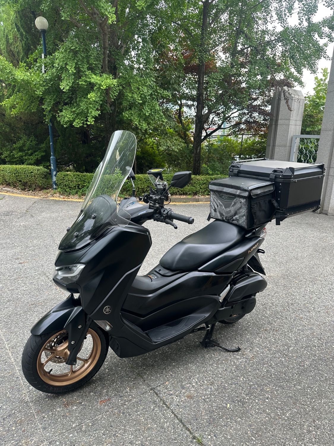 야마하 NMAX 125 more
