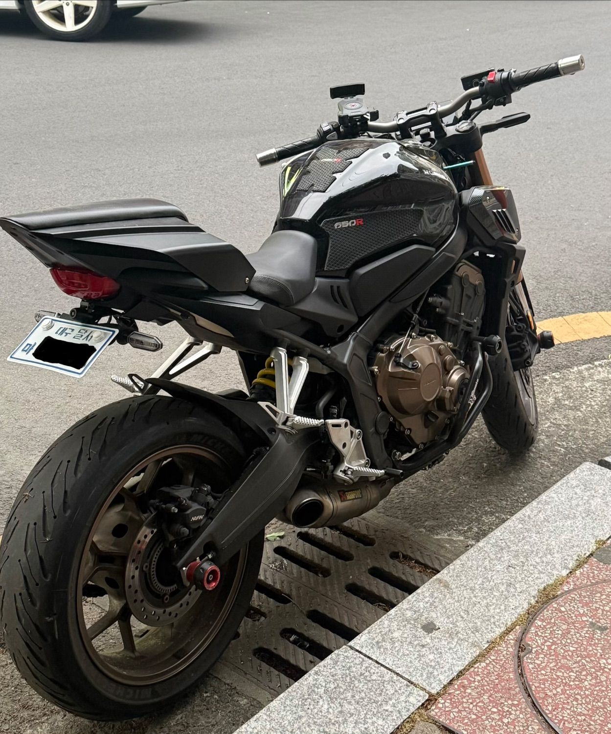 혼다 CB 650 R main