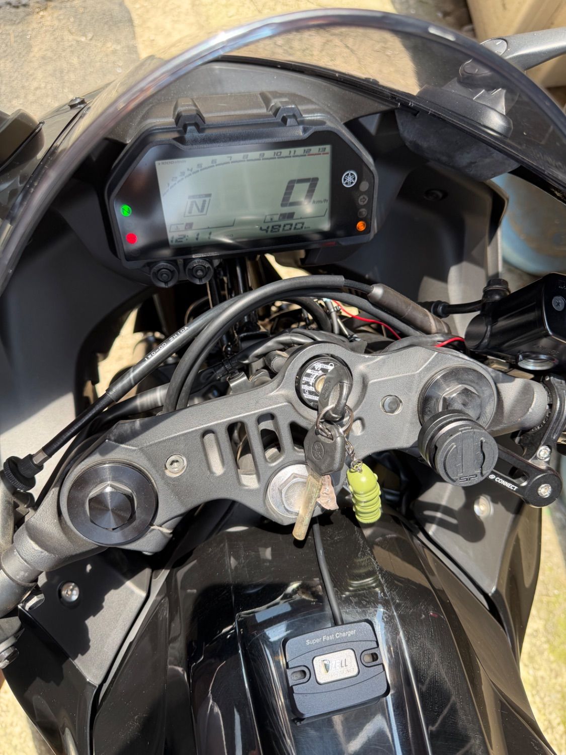 야마하 YZF R3 main