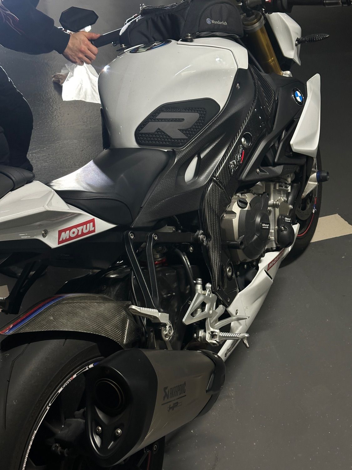 BMW S 1000 R 2020 화이트 사진 3