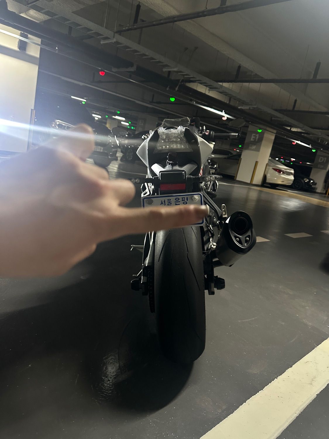 BMW S 1000 R 2020 화이트 사진 5