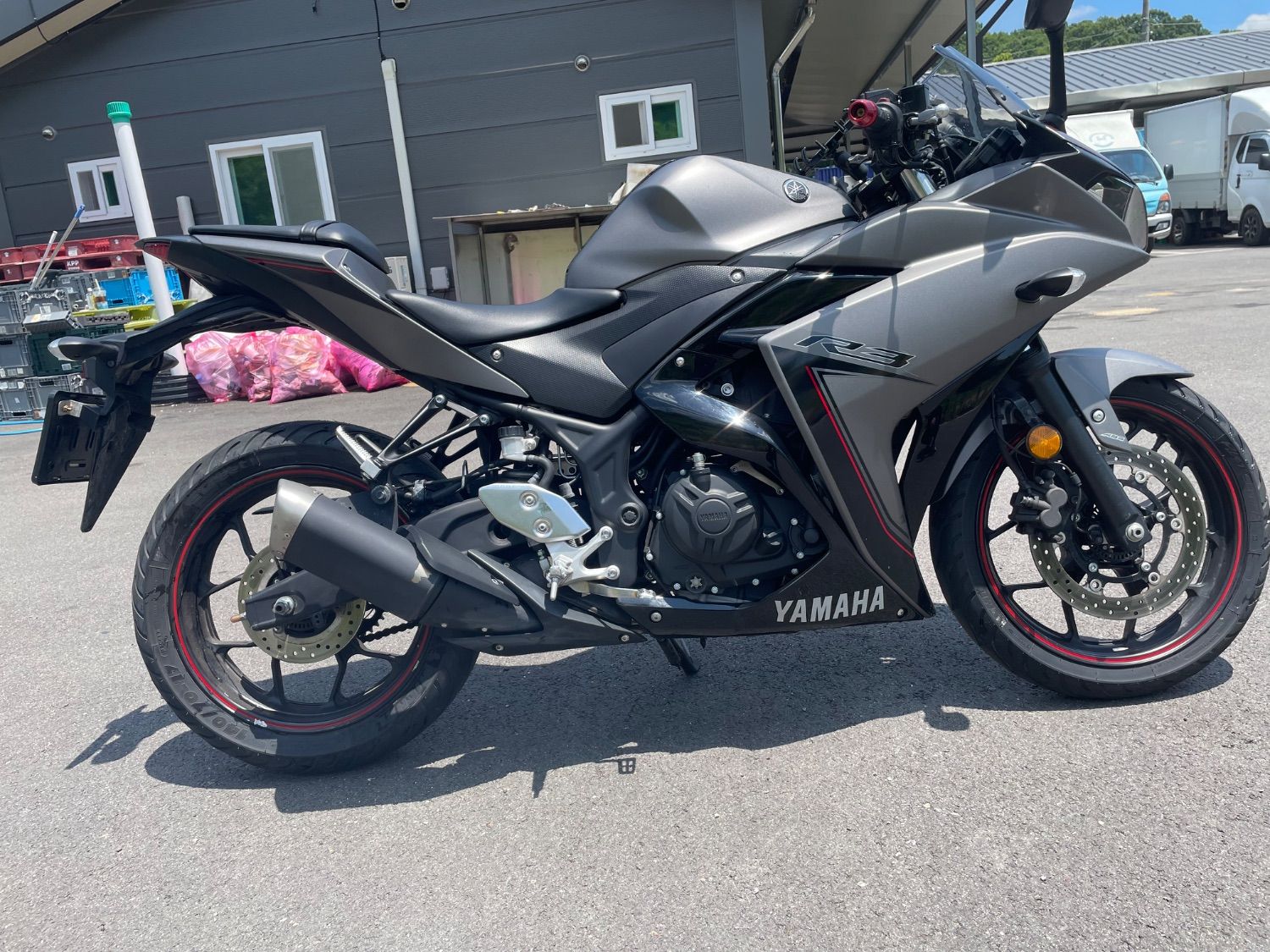 야마하 YZF R3 more