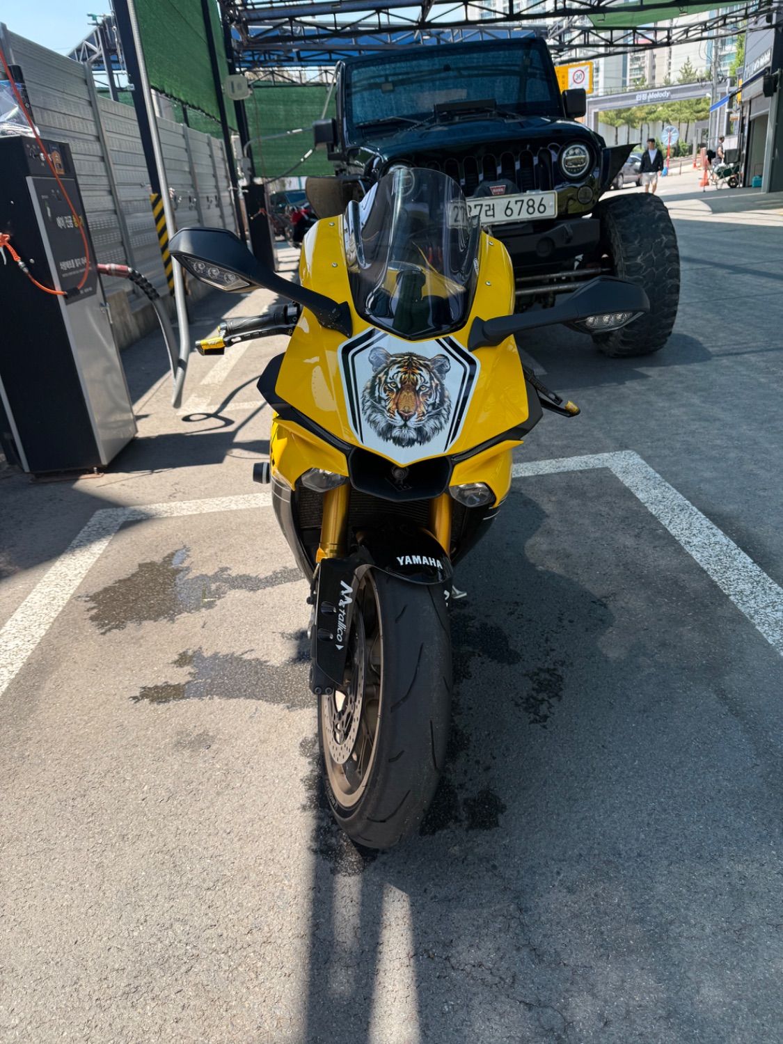 야마하 YZF R1 more