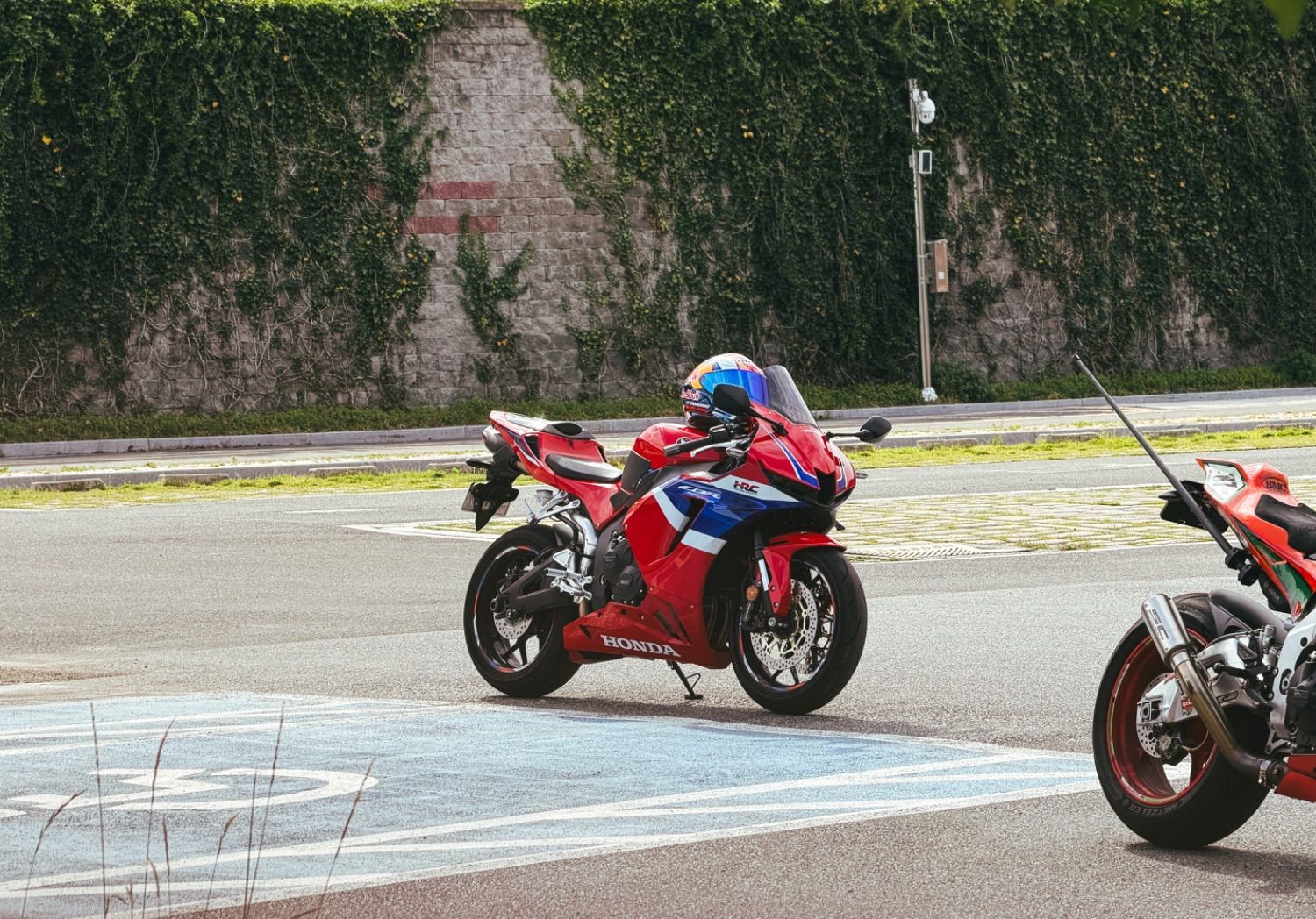 혼다 CBR 600 RR main