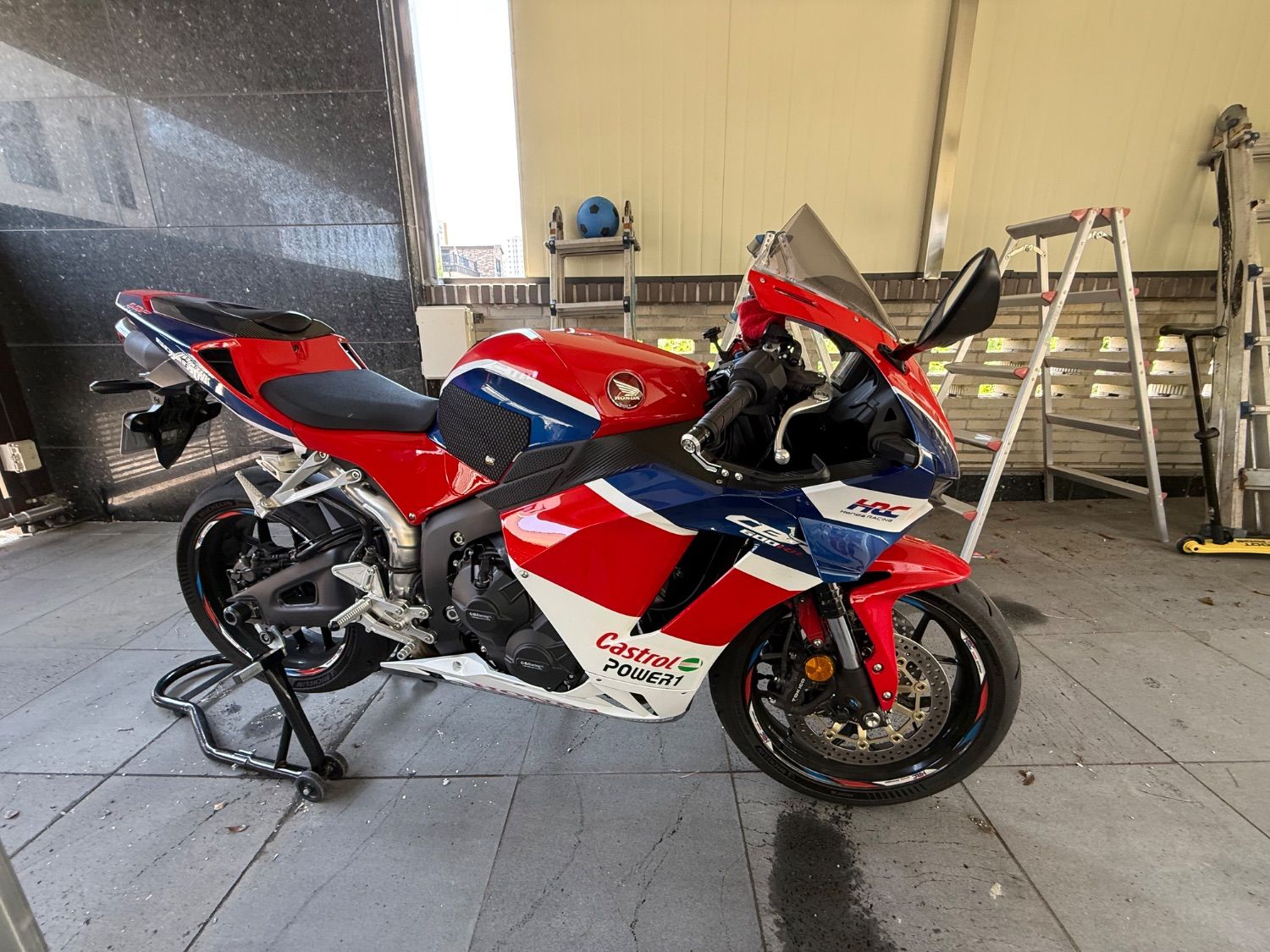 혼다 CBR 600 RR more