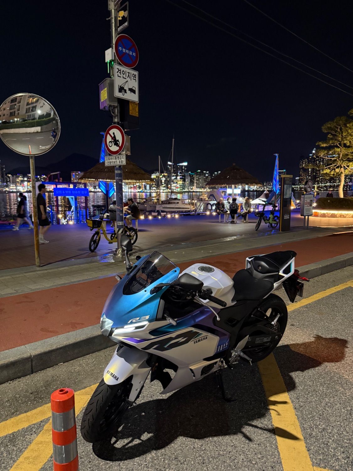 야마하 YZF R3 main