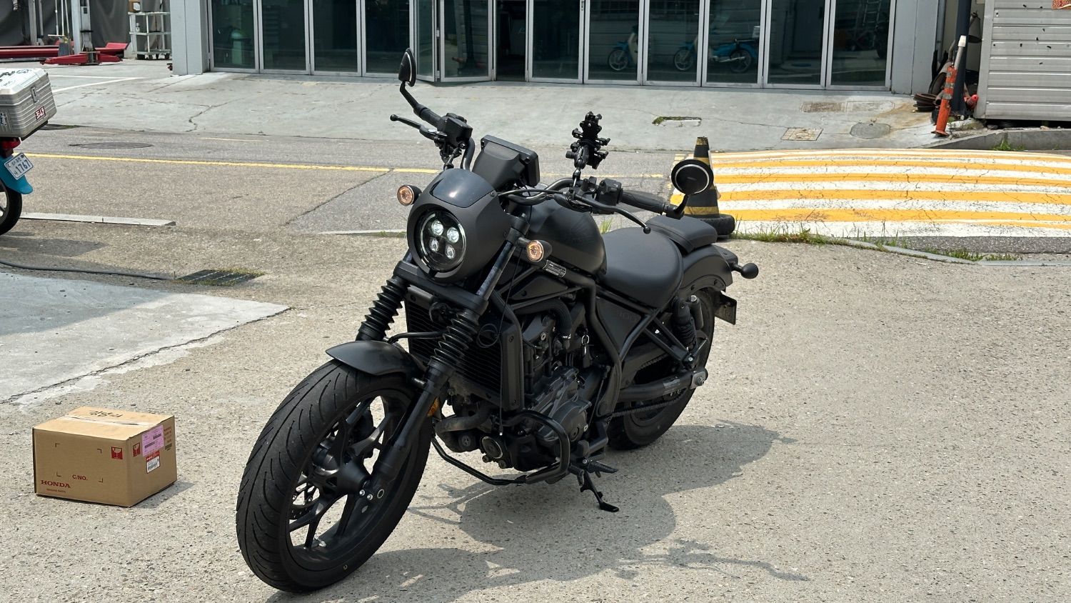 혼다 레블 1100 MT 2025 블랙 사진 2